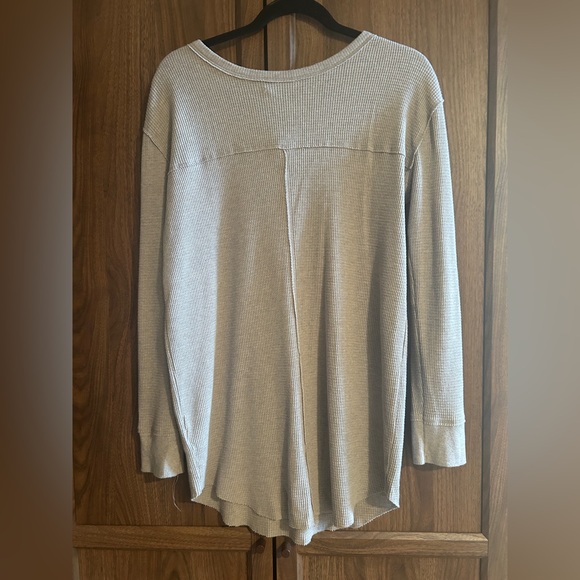 TNA Waffle Lounge Shirt - Small - Picture 3 of 3